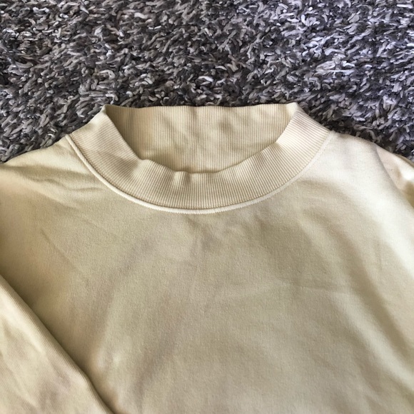 Alo Yoga Yellow Sweatshirt (large) - Picture 3 of 5